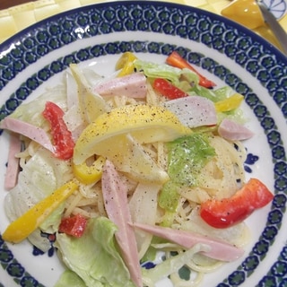 魚肉ソーセージ＆野菜のレモンパスタ